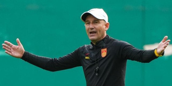 ewc-国足暂缓更新换代 中超强队为班底93国奥成为中坚