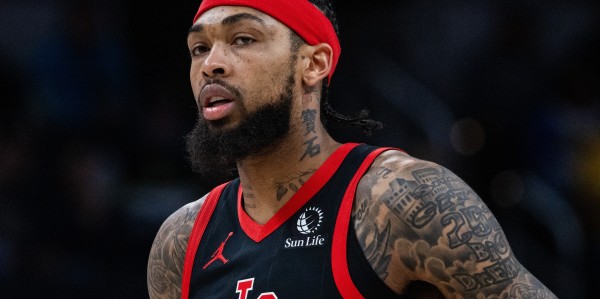 ewc-食之无味！英格拉姆13中7得到19分6板2帽 出现5失误&amp;amp;末节加时隐身